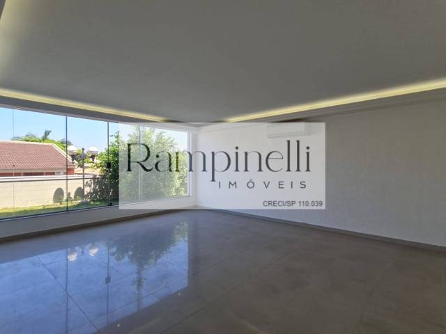 Casa para Venda em Santana de Parnaíba - 4