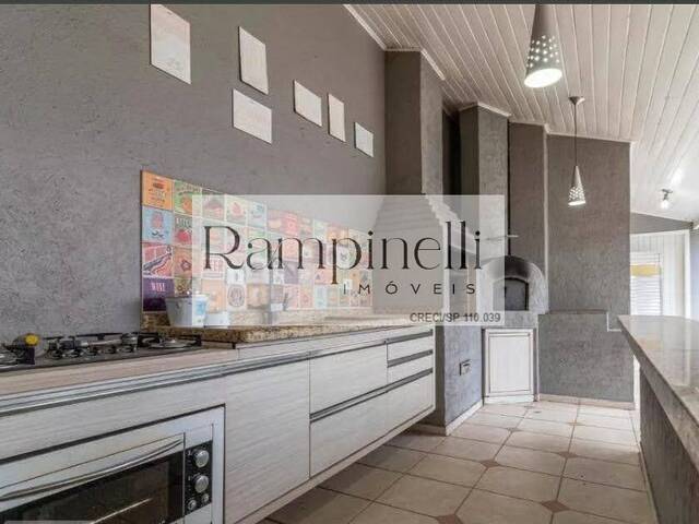 Casa para Venda em Santana de Parnaíba - 2