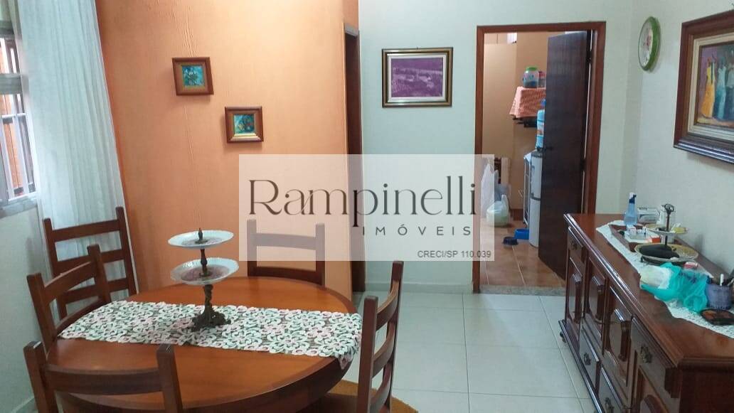 Casa, 3 quartos, 193 m² - Foto 1