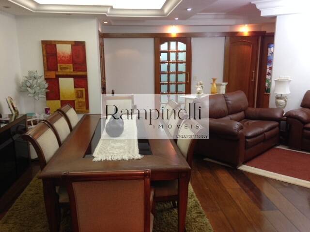 Apartamento, 3 quartos, 240 m² - Foto 1