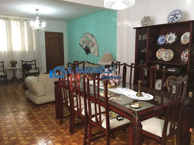 Casa, 4 quartos, 220 m² - Foto 1