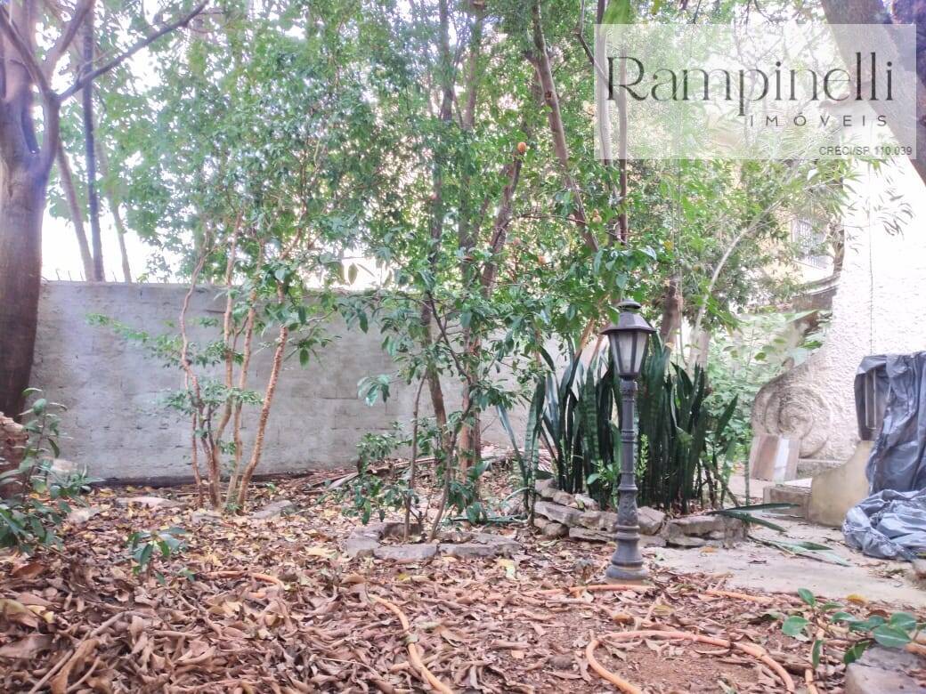 MARAVILHOSA CASA TERREA, CITY LAPA, ACEITA PERMUTA POR CASA MENOR VALOR