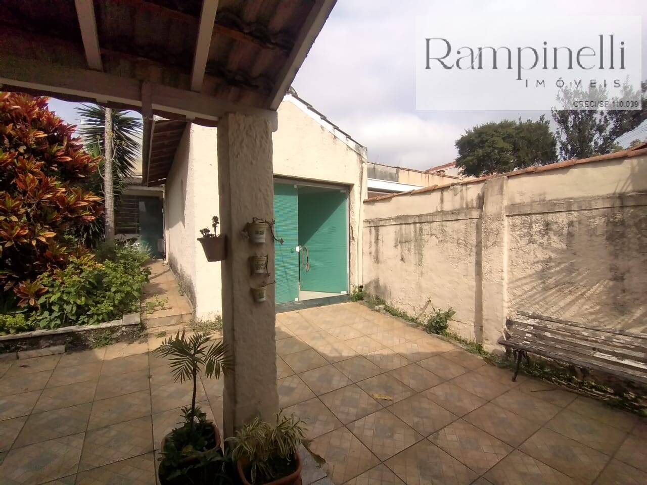 MARAVILHOSA CASA TERREA, CITY LAPA, ACEITA PERMUTA POR CASA MENOR VALOR