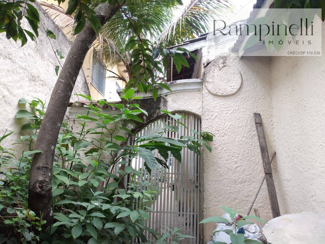 MARAVILHOSA CASA TERREA, CITY LAPA, ACEITA PERMUTA POR CASA MENOR VALOR