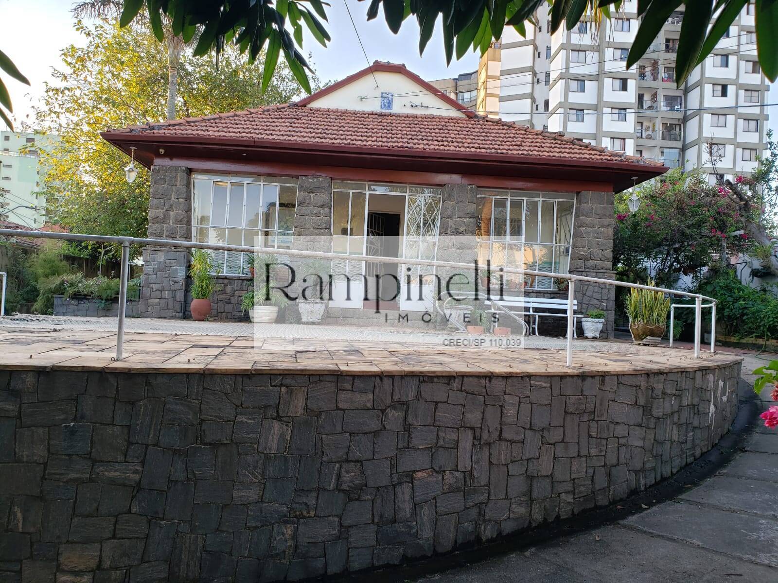 Casa térrea a venda na Freguesia do Ó com terreno de 1.200m²