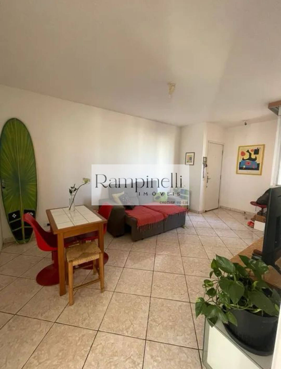 APARTAMENTO NA RUA CLELIA
