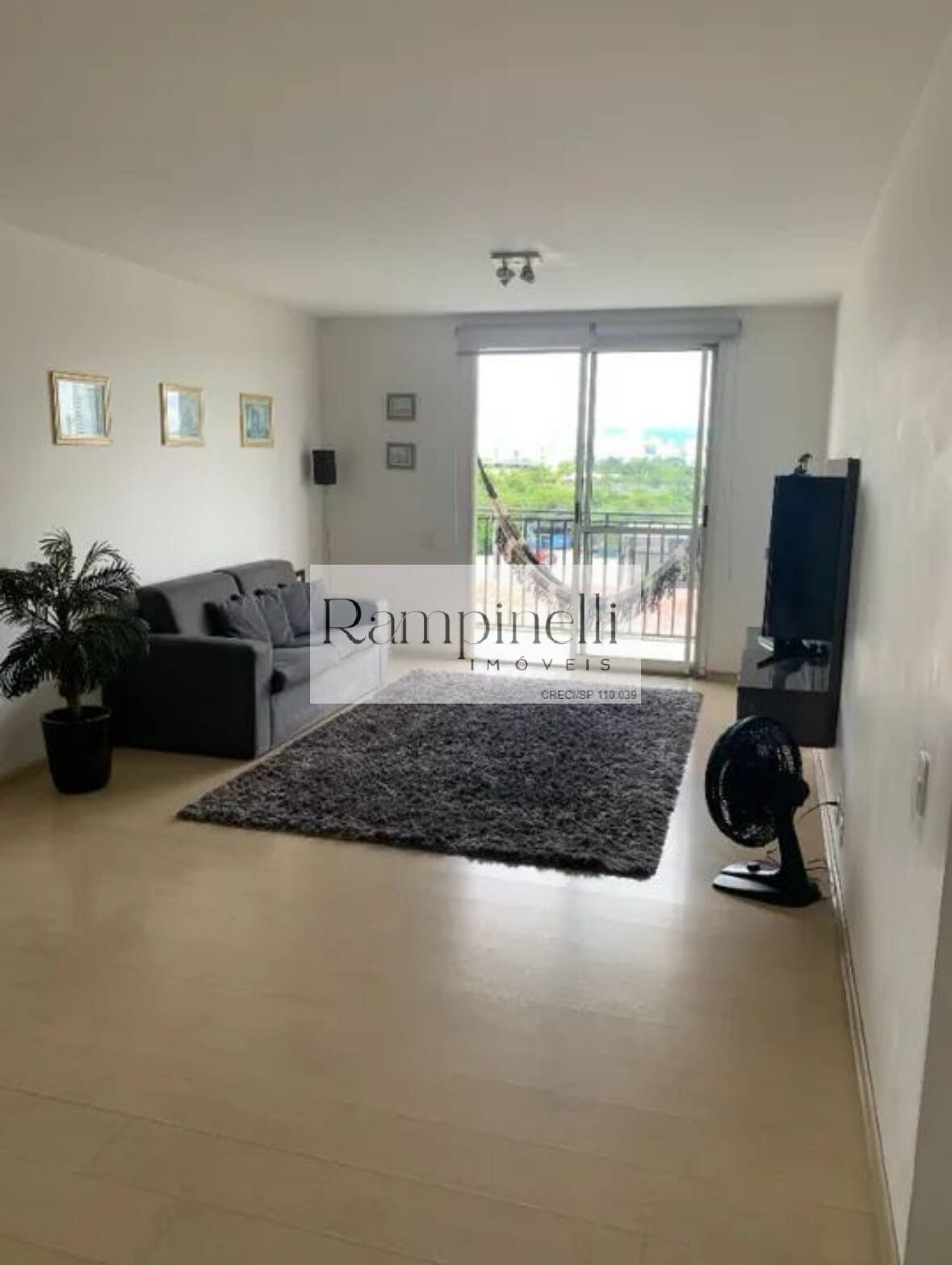 Apartamento no condominio Rail Pompéia