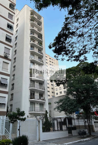 Apartamento a venda em Higienópolis 200m²