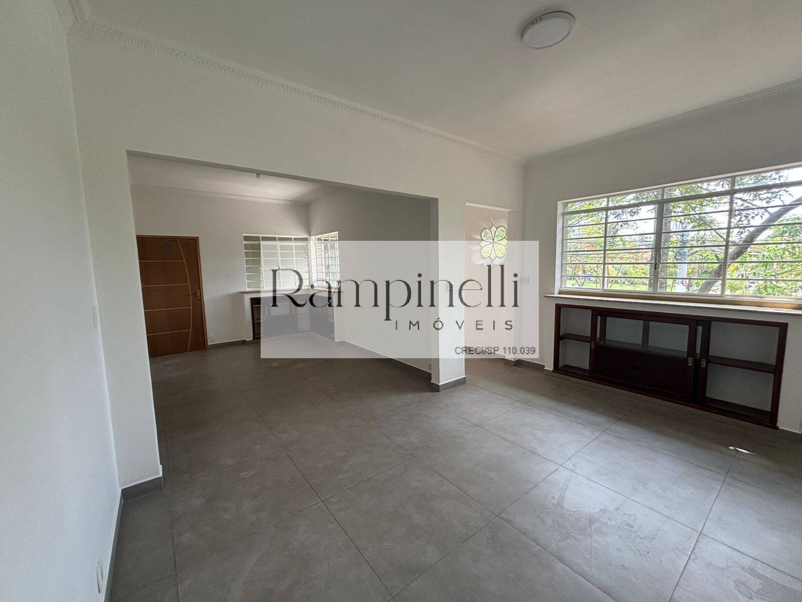 CASA DIFERENCIADA NO ALTO DA LAPA | 300m² DE TERRENO | RESID. OU COMERCIAL
